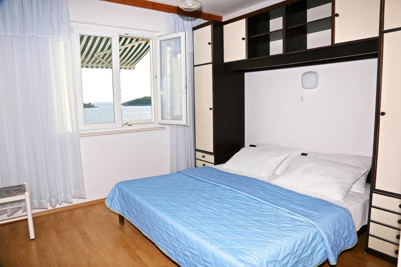 Apartments By The Sea Prizba, Korcula - 9255 Exterior foto
