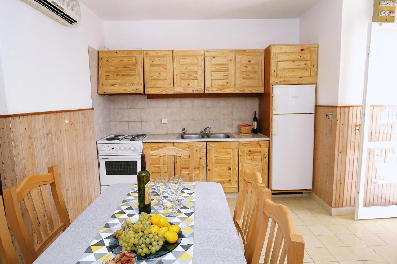 Apartments By The Sea Prizba, Korcula - 9255 Exterior foto